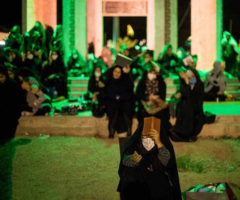 بیست و سومین مراسم رستاخیز شب ماه ماه مبارک رمضان در تپه نورالشهدا در تهران