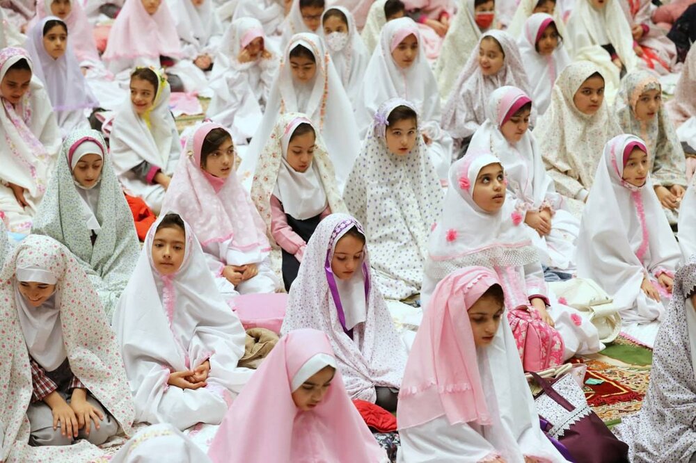 جشن تکلیف ۱۳۵۷ دانش آموز دختر گرگانی برگزار شد - خبرگزاری مهر | اخبار ایران و جهان
